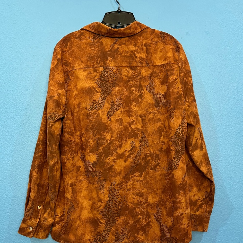 White Stag Brown Animal Cheetah Leopard Print Button Up Shirt Women Medium - Picture 2 of 16
